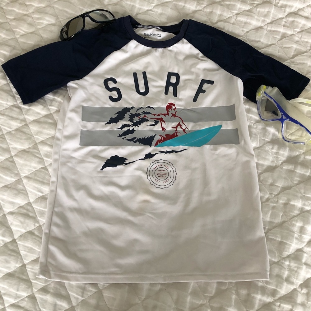 Gap Kids rashguard